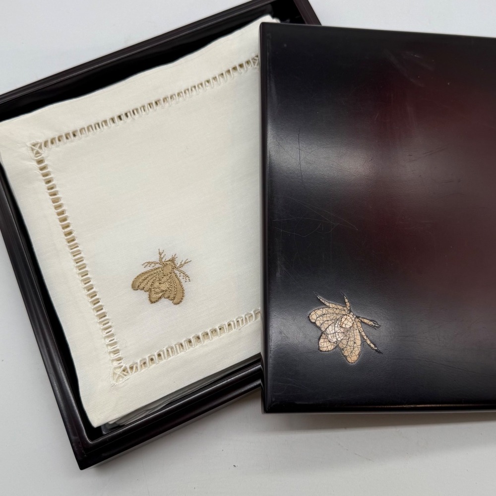 Vintage Bee Embroidered Cocktail Napkins Set of 12 with Lacquer Storage Box